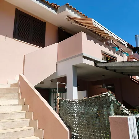 Casa Fabieddu Апартаменты *