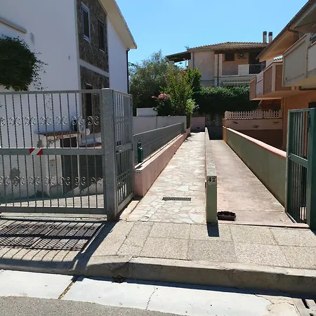 Casa Fabieddu Апартаменты *
