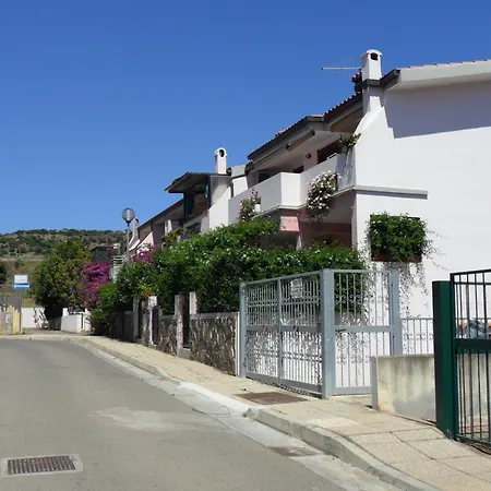 Casa Fabieddu * 维拉西米乌斯